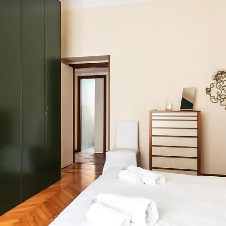 Appartement Youhosty - Compagnoni 8 *
