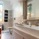 Apartament Youhosty - Compagnoni 8 *